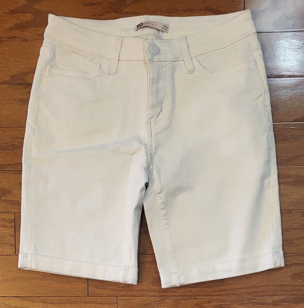 SO Goods for Life Bermuda Shorts Cuffed Womens Size 7/28W White Stretchy